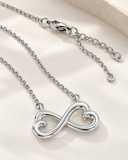 Amore Infinito Necklace