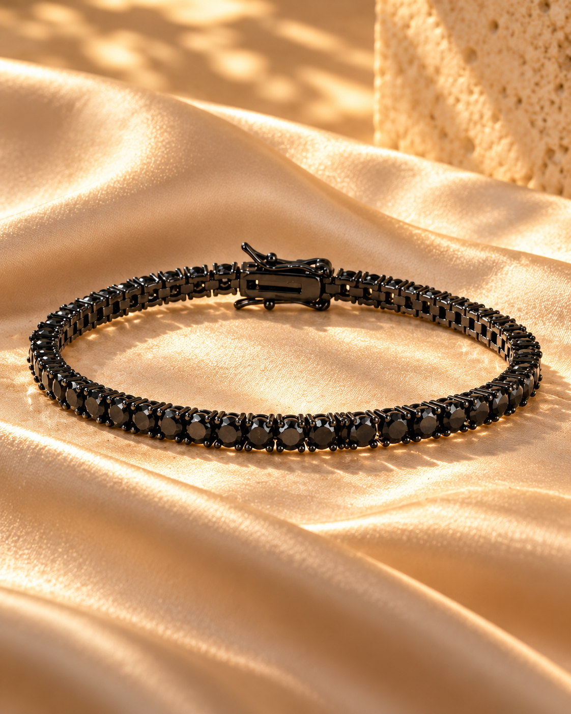 Nero Luce Tennis Bracelet